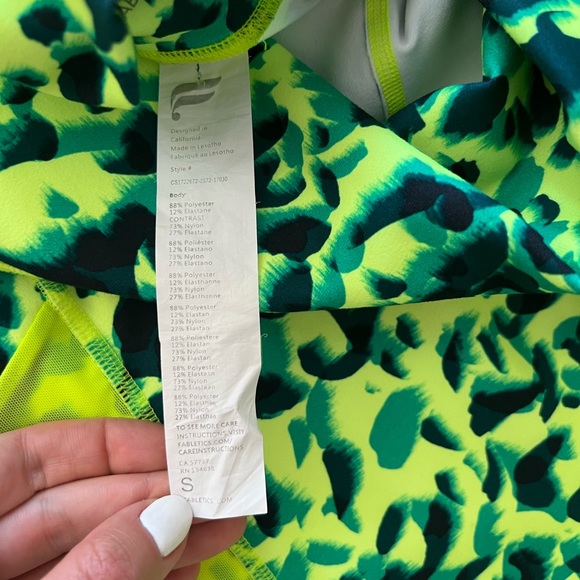 Fabletics leggings size S - Picture 4 of 4